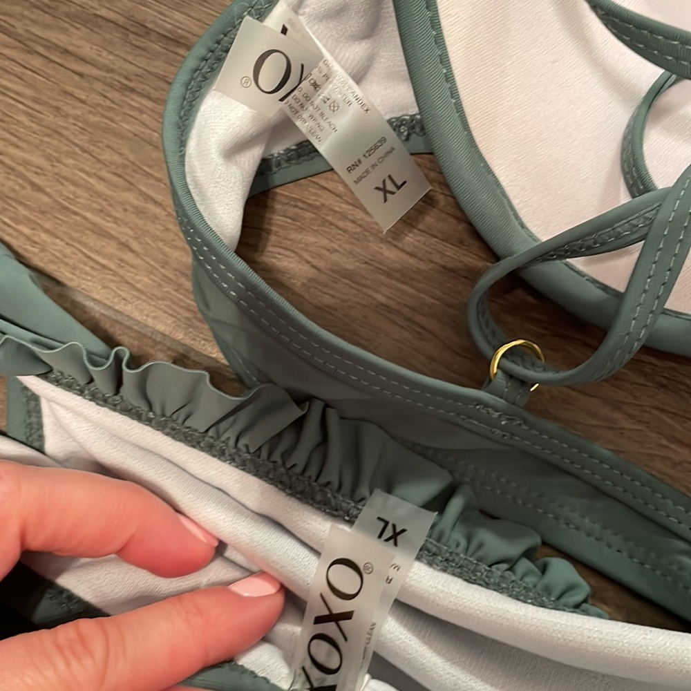 Bikini set ruffle from XOXO size XL - Picture 3 of 4